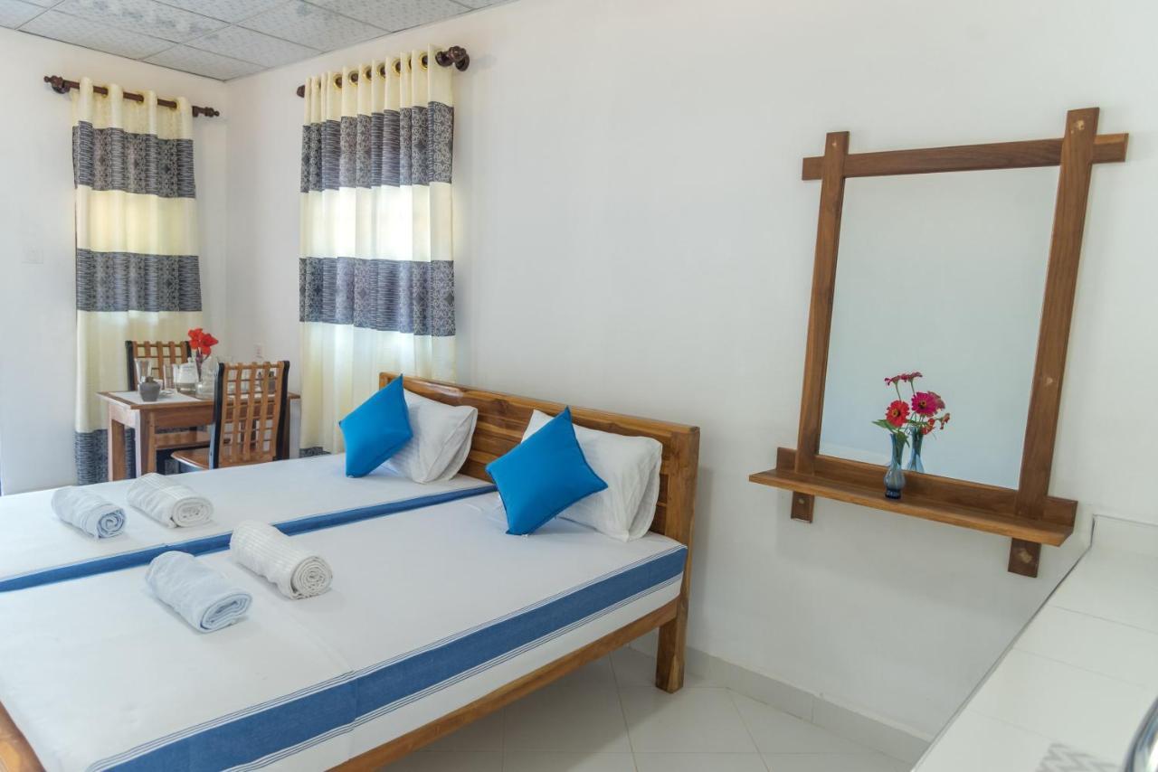 Autumn Home Stay Dambulla Bagian luar foto