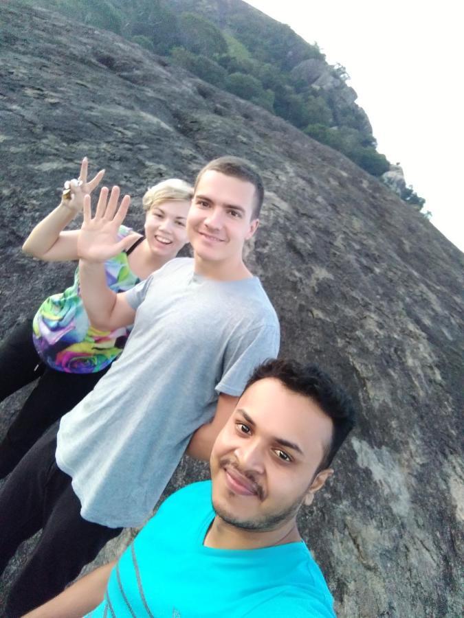 Autumn Home Stay Dambulla Bagian luar foto